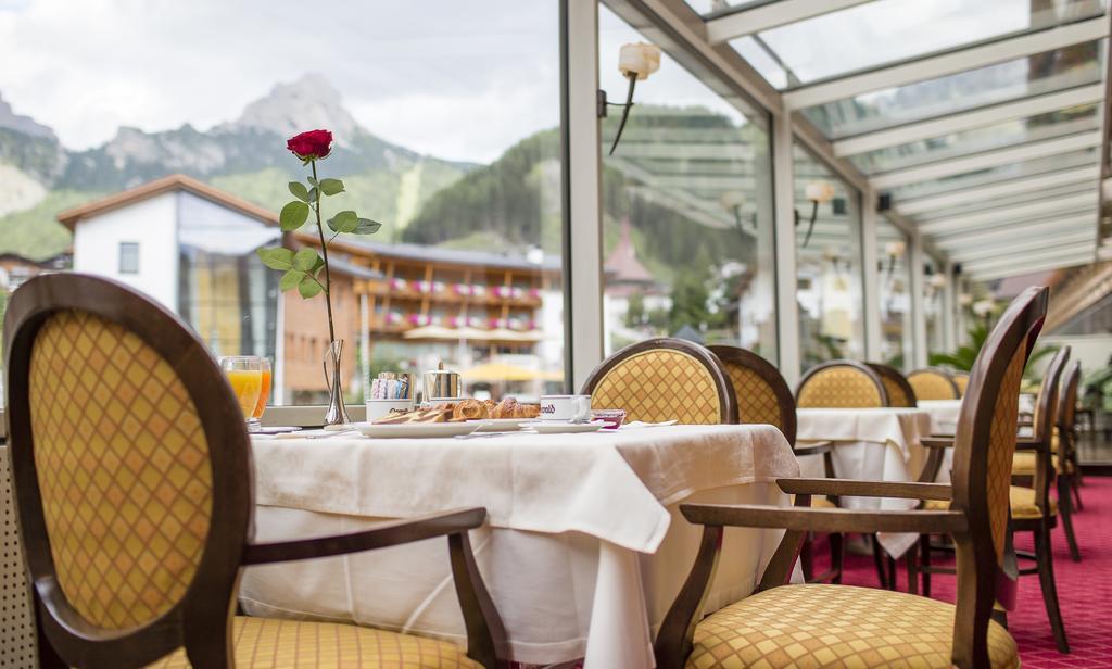 Hotel Oswald Selva di Val Gardena Ngoại thất bức ảnh