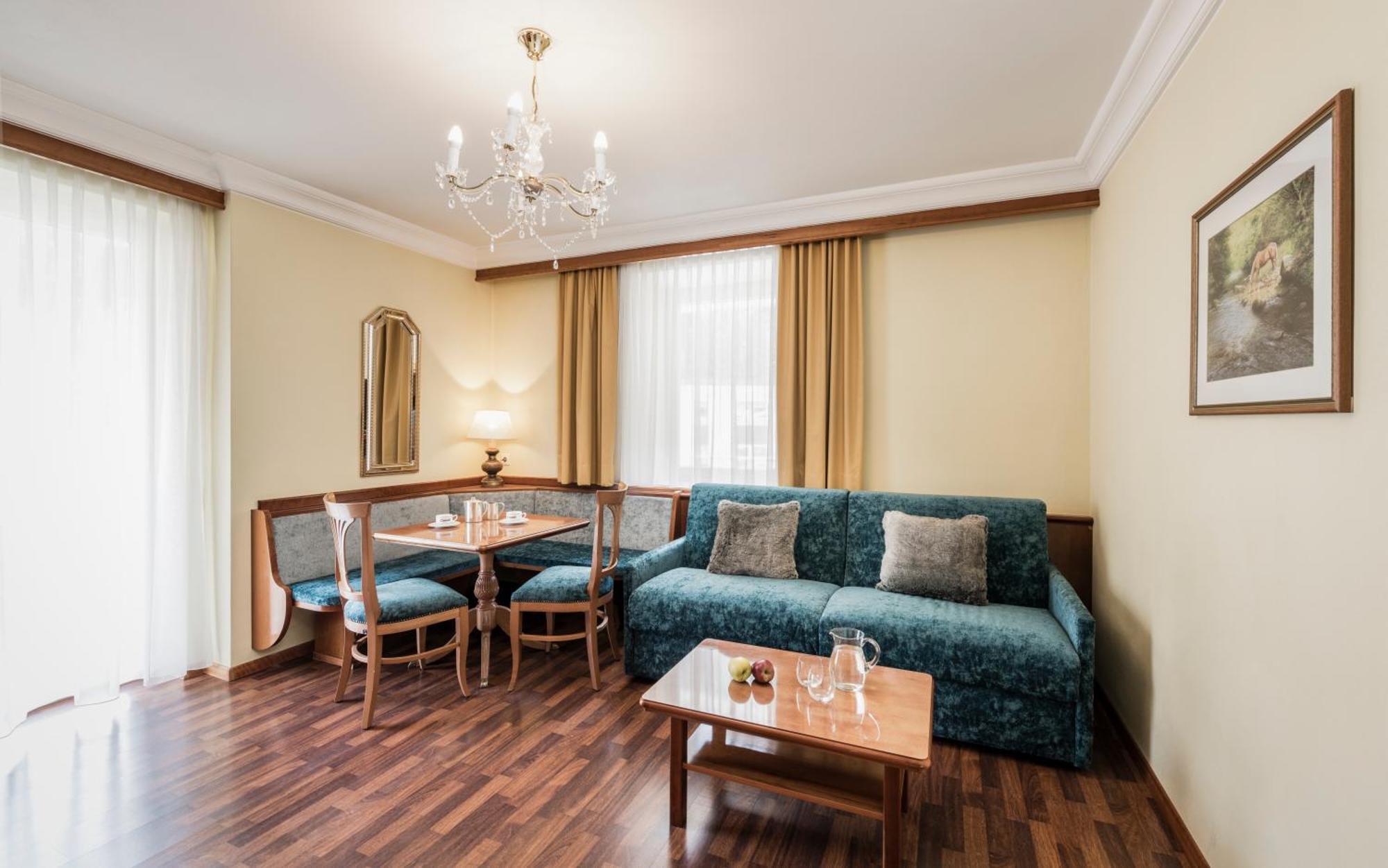 Hotel Oswald Selva di Val Gardena Ngoại thất bức ảnh