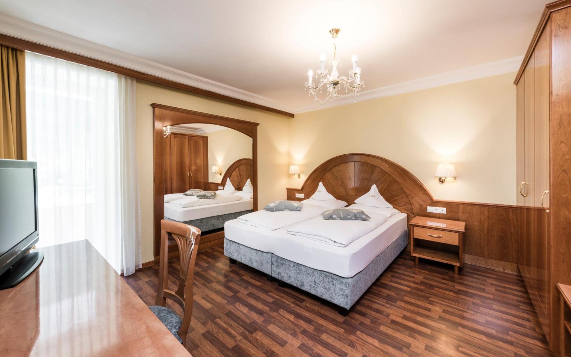 Hotel Oswald Selva di Val Gardena Ngoại thất bức ảnh
