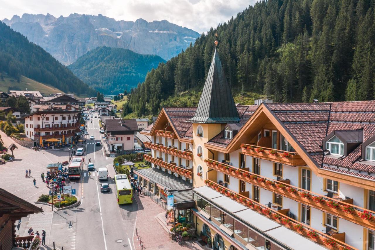 Hotel Oswald Selva di Val Gardena Ngoại thất bức ảnh